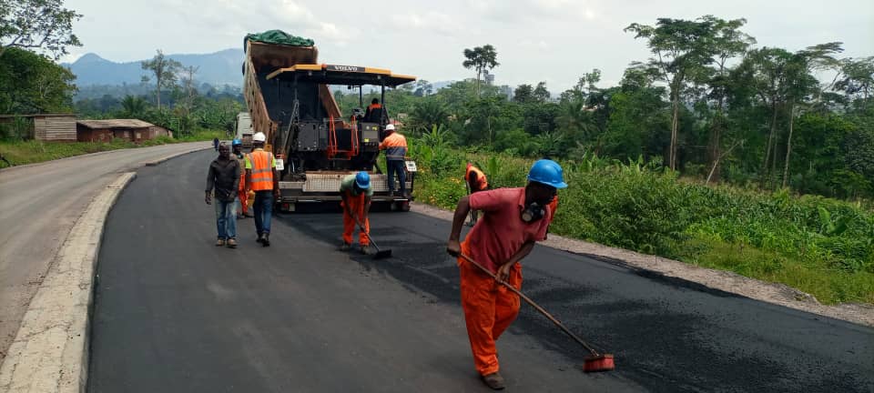 Accès à la Cimenterie de Nomayos et bretelles (5, 45 km) - 99% des travaux réalisés